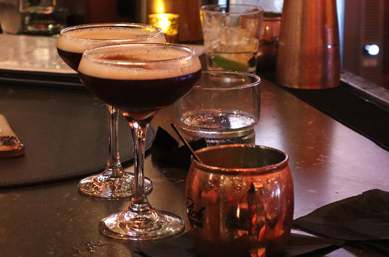 Late-Night-Drinks-Bar